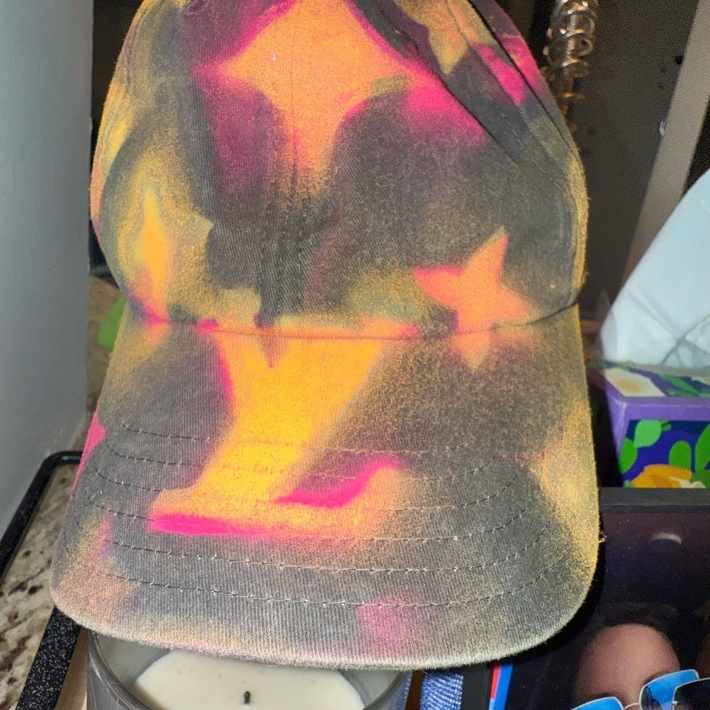 Custom Airbrushed LV dark denim women’s adjustable baseball hat beautiful peach - Picture 12 of 13